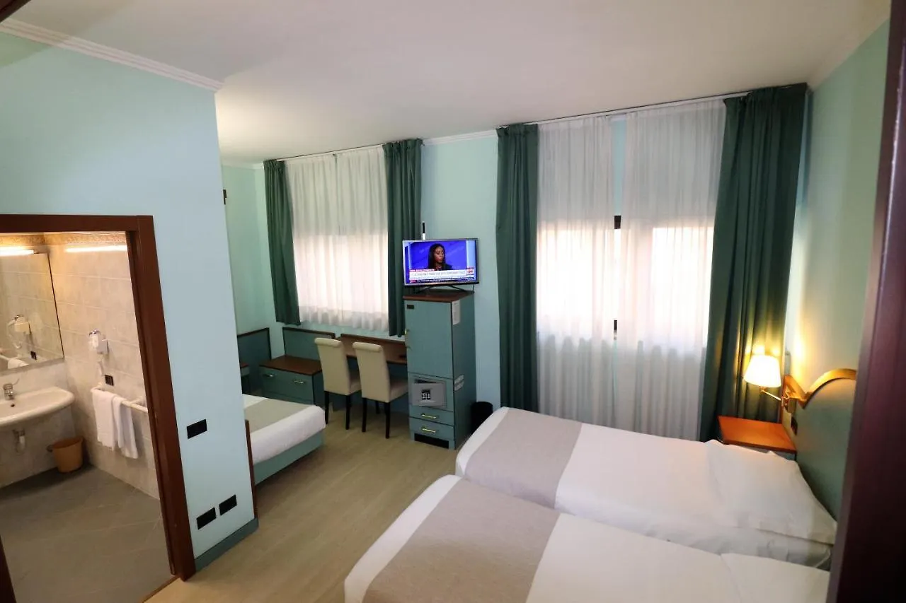 ***  Hotel Domenichino Mediolan Włochy